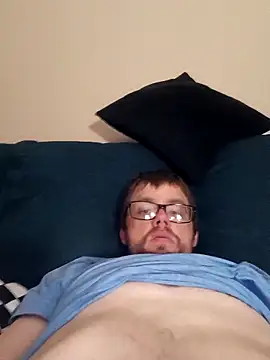 Snapshot of Tykessler34 chatting on November 2025 04:02:02 AM Tykessler34 online show from November 2025 04:02:02 AM