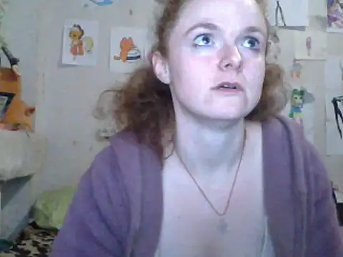 Snapshot of Rae_Jeannie chatting on March 2025 05:49:02 PM Rae Jeannie online show from March 2025 05:49:02 PM