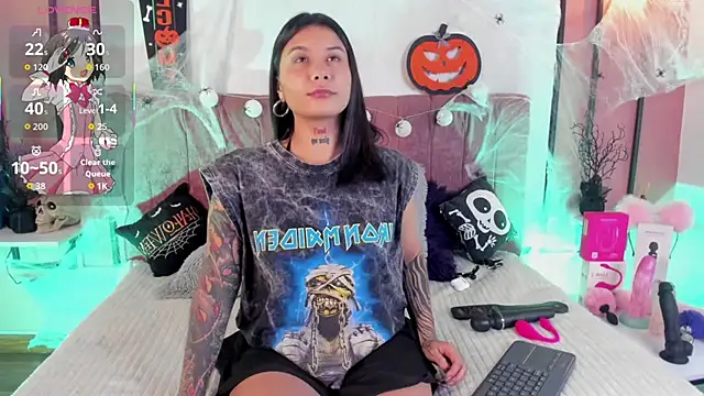 Snapshot of Nathalia_Stone chatting on October 2025 07:12:01 PM Nathalia Stone online show from October 2025 07:12:01 PM