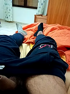 mauri200 online show from April 2026 05:08:02 AM