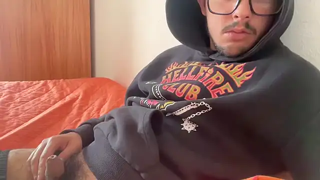 mauri200 online show from April 2026 02:33:02 PM