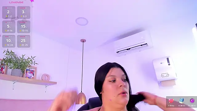 Snapshot of violeta_candyy_ chatting on June 2026 08:17:01 PM violeta candyy online show from June 2026 08:17:01 PM