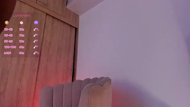 caroliinna  online show from July 2026 01:34:01 AM