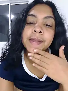 Brendabluee online show from January 2025 10:40:01 PM