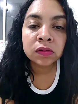 Brendabluee online show from February 2025 01:04:01 AM