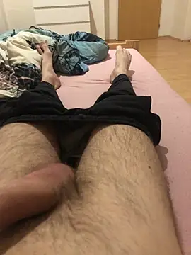 Snapshot of tomasek28 chatting on January 2025 06:03:02 PM tomasek28 online show from January 2025 06:03:02 PM