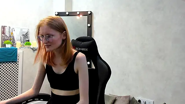 ElizabethHarpper online show from February 2025 11:10:02 AM