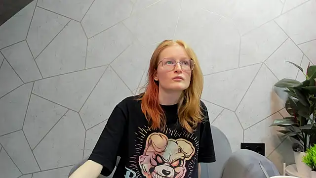 ElizabethHarpper online show from February 2025 08:17:01 AM