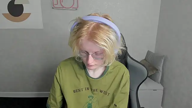 ElizabethHarpper online show from September 2025 12:55:01 AM