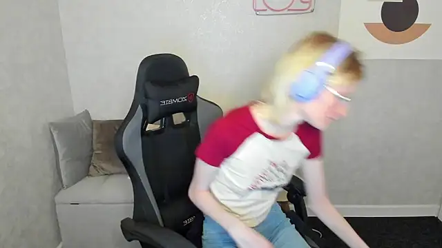 ElizabethHarpper online show from September 2025 01:07:01 AM