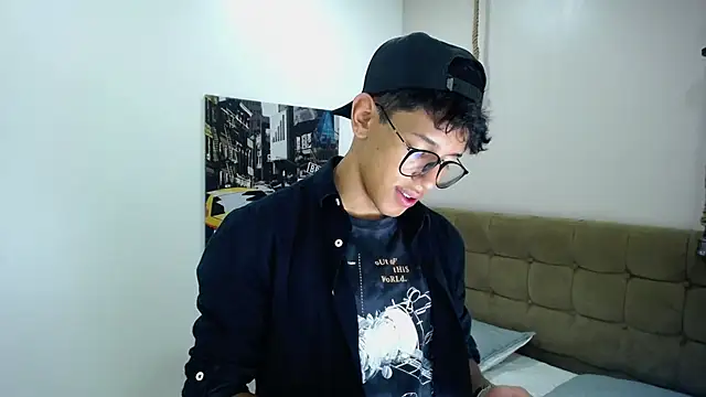 RyanPricee online show from January 2025 07:49:01 PM