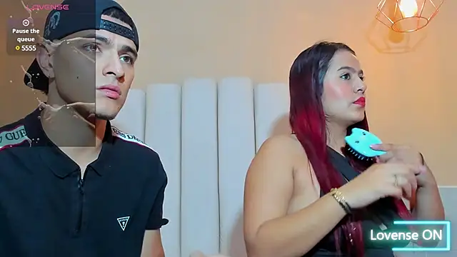 DAVID VICTORIAA online show from February 2025 01:09:02 PM