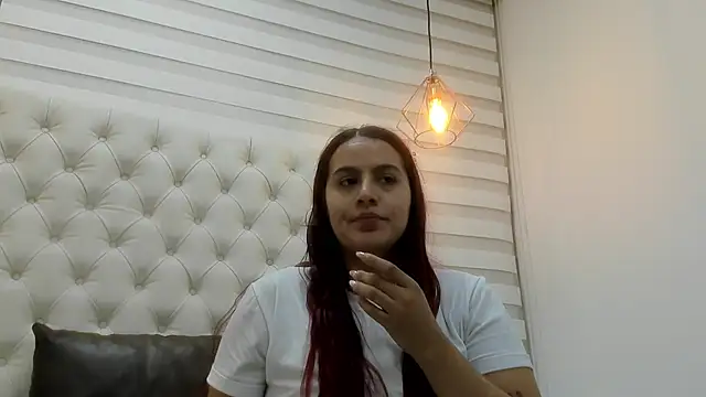 DAVID VICTORIAA online show from October 2025 12:59:02 PM