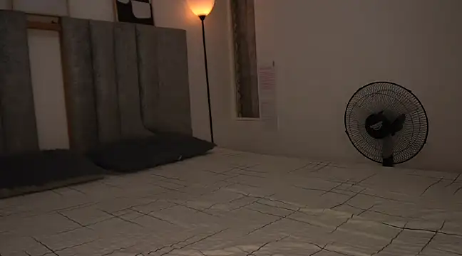 womantall99 online show from December 2024 10:10:02 AM