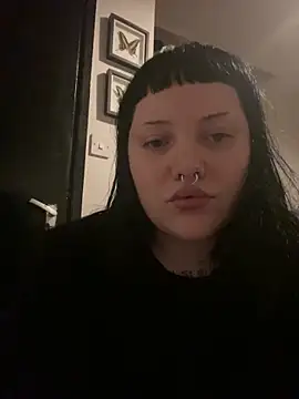 Snapshot of Gothicsiren chatting on January 2025 01:06:02 AM Gothicsiren online show from January 2025 01:06:02 AM