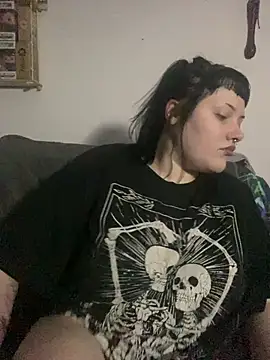 Snapshot of Gothicsiren chatting on January 2025 08:49:01 PM Gothicsiren online show from January 2025 08:49:01 PM