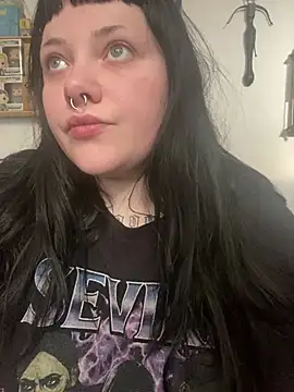 Snapshot of Gothicsiren chatting on February 2025 11:55:01 AM Gothicsiren online show from February 2025 11:55:01 AM