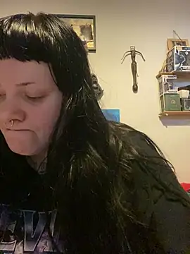 Snapshot of Gothicsiren chatting on February 2025 10:34:01 AM Gothicsiren online show from February 2025 10:34:01 AM