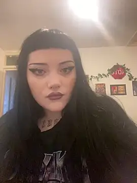 Snapshot of Gothicsiren chatting on March 2025 03:06:01 PM Gothicsiren online show from March 2025 03:06:01 PM