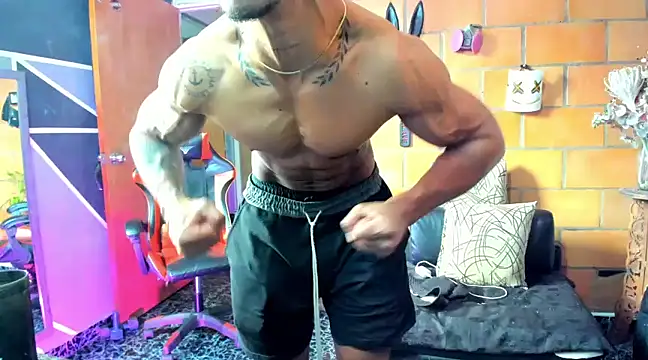 Adam Valenciia online show from February 2025 10:20:02 PM