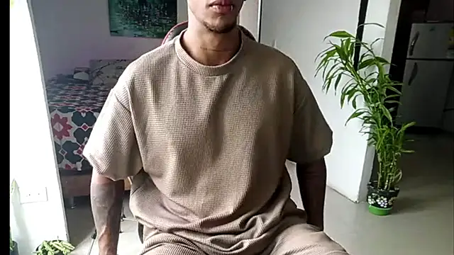 Adam Valenciia online show from June 2026 06:44:01 PM