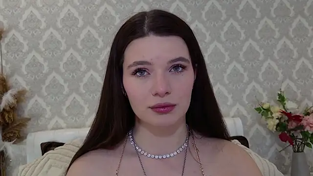 Snapshot of Nellie_Medina chatting on January 2025 01:00:01 AM Nellie Medina online show from January 2025 01:00:01 AM