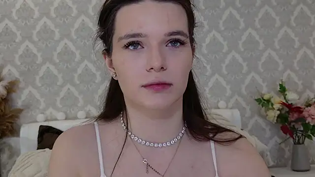 Snapshot of Nellie_Medina chatting on March 2025 08:27:02 PM Nellie Medina online show from March 2025 08:27:02 PM