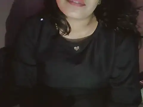 Hot-shanvi online show from October 2025 06:17:01 PM