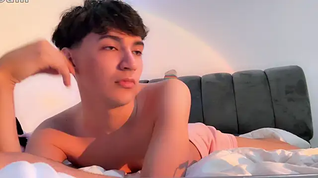 Snapshot of Calacran chatting on April 2026 04:35:02 AM Calacran online show from April 2026 04:35:02 AM