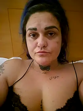 Snapshot of josamiel chatting on November 2025 06:57:01 AM josamiel online show from November 2025 06:57:01 AM