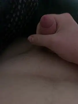 Snapshot of Finni04055 chatting on December 2024 01:38:02 PM Finni04055 online show from December 2024 01:38:02 PM