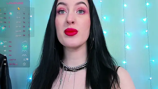 Snapshot of Miss_Alice__ chatting on January 2025 06:31:01 PM Miss Alice online show from January 2025 06:31:01 PM