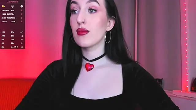 Snapshot of Miss_Alice__ chatting on January 2025 12:38:01 AM Miss Alice online show from January 2025 12:38:01 AM