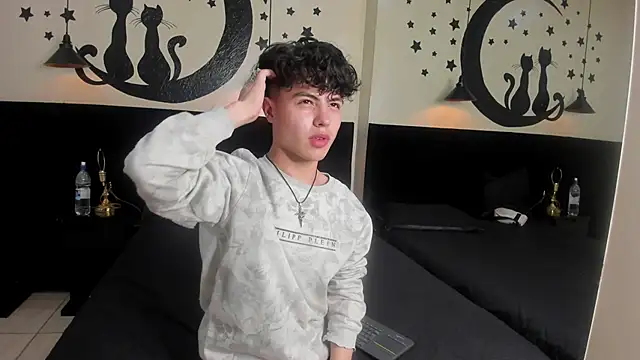 CollinStone online show from November 2025 07:02:02 PM