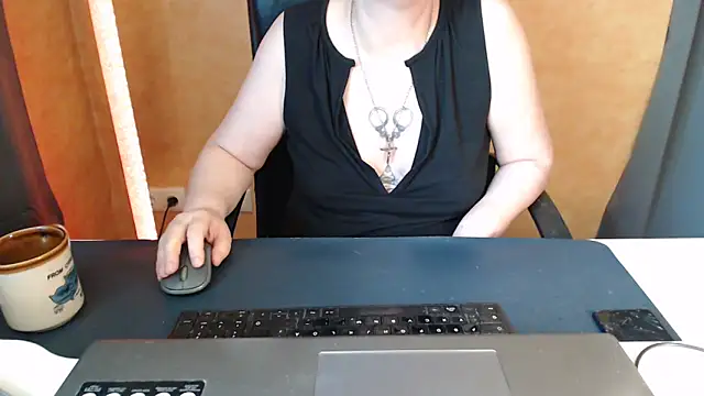 Sweet Phoenix online show from May 2026 12:26:02 PM