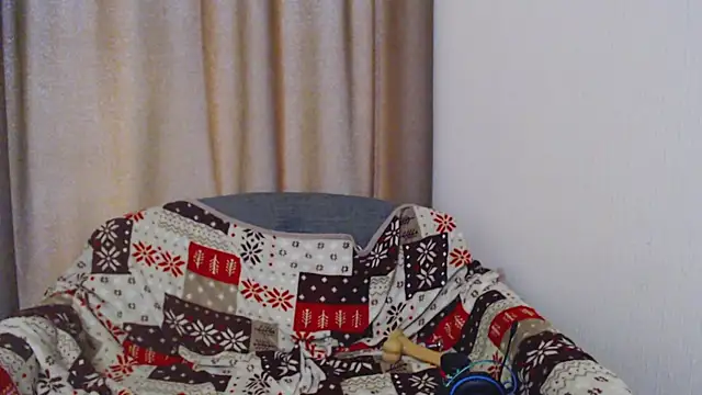 Snapshot of blaire__18 chatting on January 2025 12:41:02 PM blaire 18 online show from January 2025 12:41:02 PM