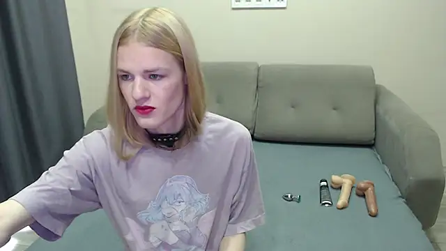 Snapshot of blaire__18 chatting on February 2025 05:42:02 AM blaire 18 online show from February 2025 05:42:02 AM