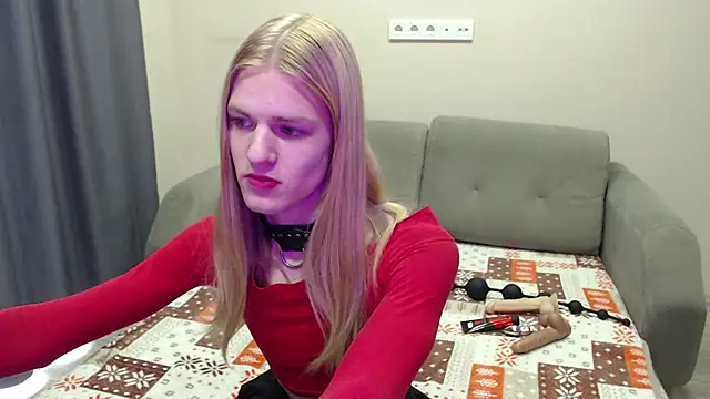 Snapshot of blaire__18 chatting on February 2025 05:45:01 AM blaire 18 online show from February 2025 05:45:01 AM