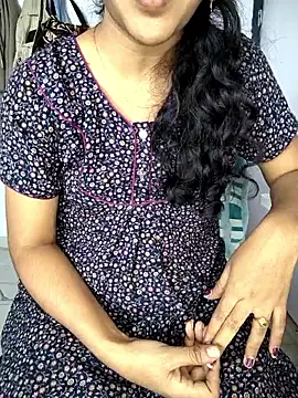 lovelygirl4567 online show from November 2025 06:17:02 AM