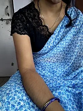 lovelygirl4567 online show from February 2026 04:53:01 AM