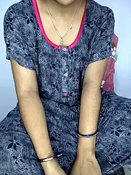 lovelygirl4567 online show from April 2026 05:28:01 PM