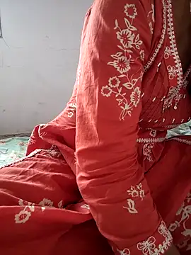 lovelygirl4567 online show from April 2026 05:03:01 AM
