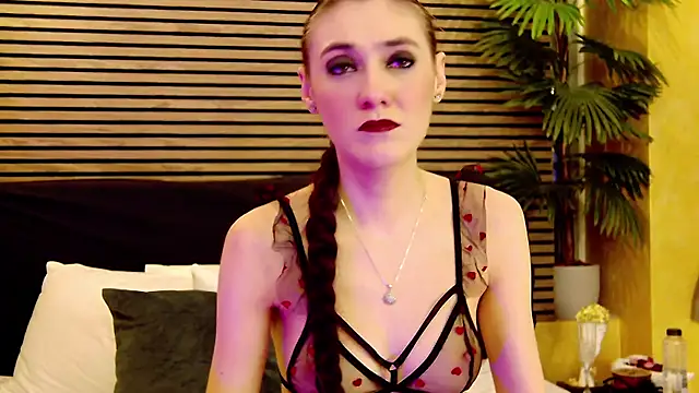 SamaraSinn online show from January 2025 05:23:02 AM