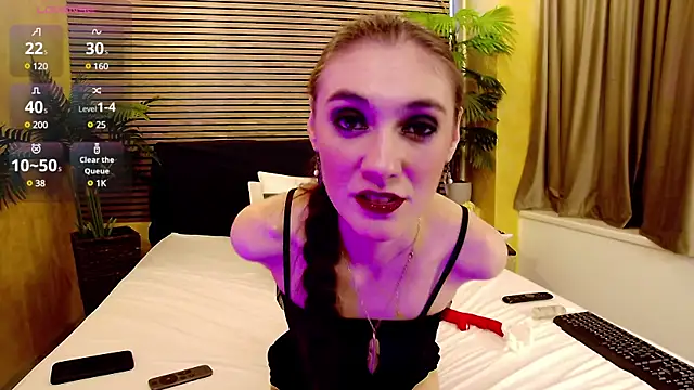 SamaraSinn online show from February 2025 11:54:01 AM