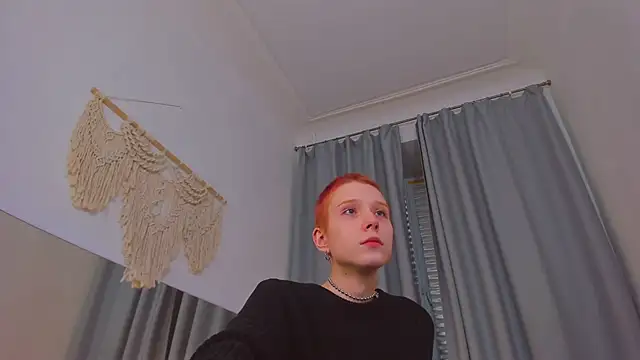 Snapshot of Iris_Pastels chatting on February 2025 03:59:02 PM Iris Pastels online show from February 2025 03:59:02 PM