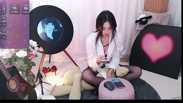 xiaotiantian-76 online show from September 2025 01:48:02 PM