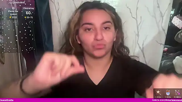 mamifresita online show from April 2026 05:28:01 PM