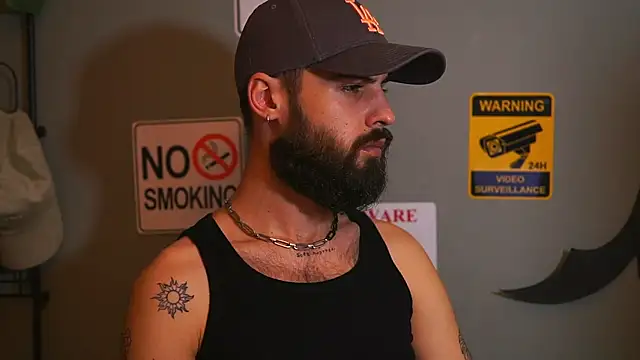 HairyRobxxx online show from November 2025 07:24:02 PM