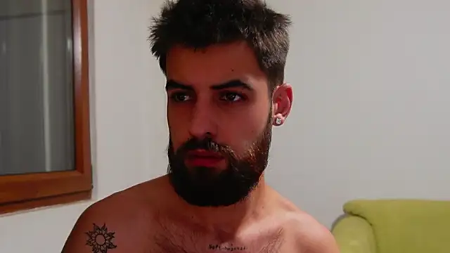 HairyRobxxx online show from July 2026 06:47:01 PM