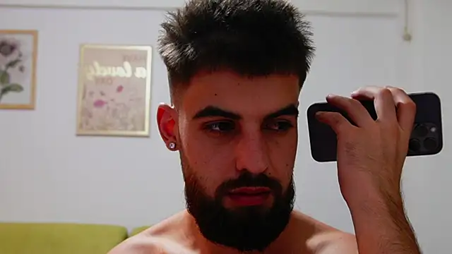 HairyRobxxx online show from July 2026 07:05:02 PM